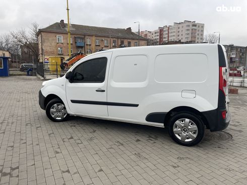 Renault Kangoo 2017 - фото 14