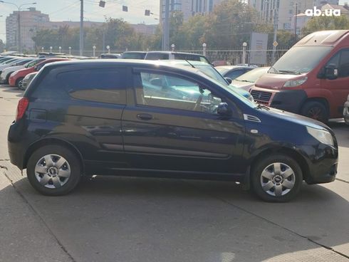 Chevrolet Aveo 2008 черный - фото 9