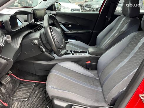 Peugeot 2008 2020 красный - фото 48