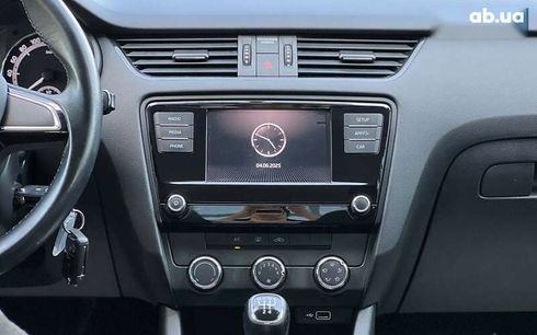 Skoda Octavia 2019 - фото 20