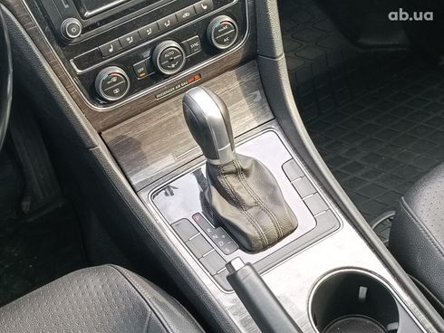 Volkswagen Passat 2015 белый - фото 18