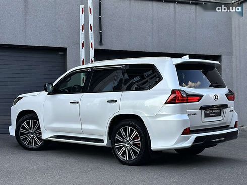 Lexus LX 2019 - фото 29