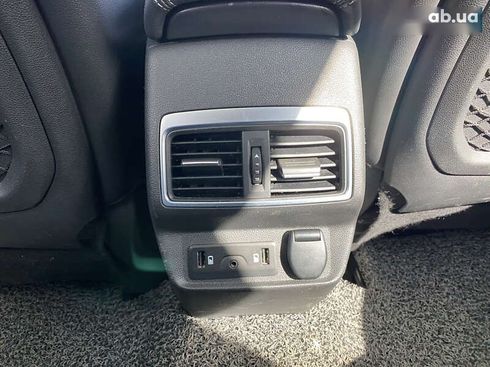 Samsung QM6 2017 - фото 27