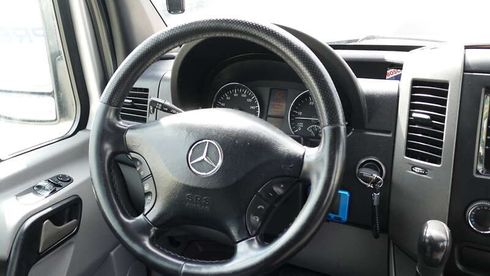 Mercedes-Benz Sprinter 2012 - фото 26