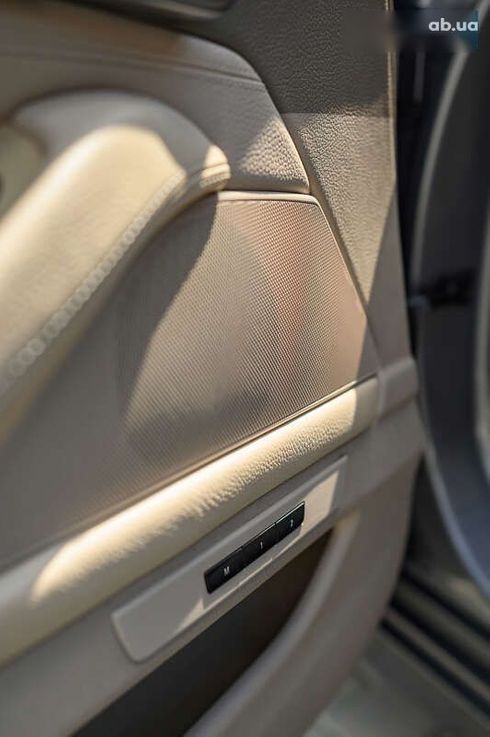 BMW 5 серия 2013 - фото 30
