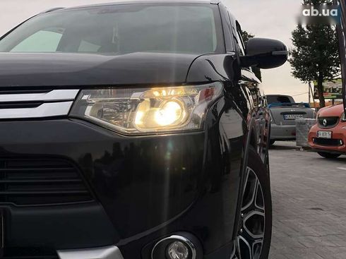 Mitsubishi Outlander 2015 - фото 2