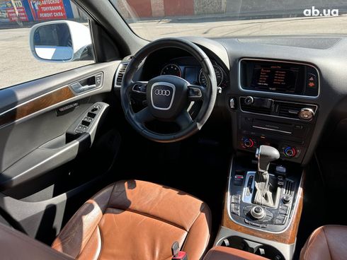 Audi Q5 2010 белый - фото 40