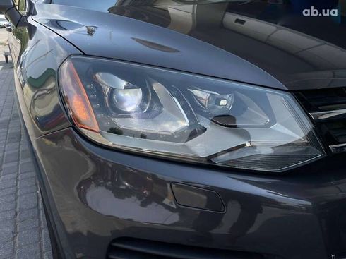 Volkswagen Touareg 2012 - фото 2