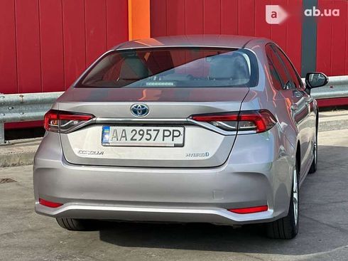 Toyota Corolla 2019 - фото 15