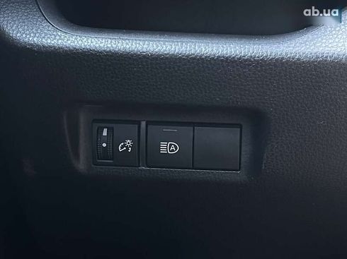 Toyota RAV4 2020 - фото 23
