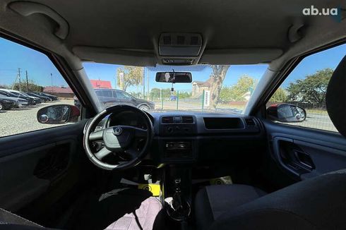 Skoda Fabia 2012 - фото 23