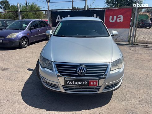 Volkswagen passat b6 2006 серый - фото 8