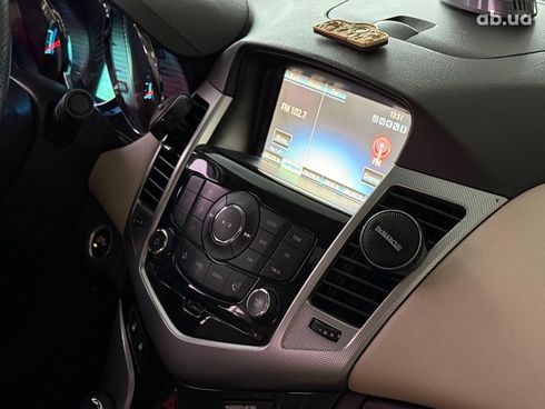 Chevrolet Cruze 2012 белый - фото 16