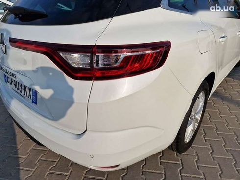 Renault Megane 2017 - фото 9