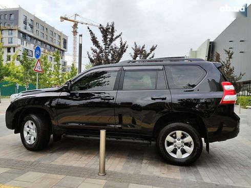 Toyota Land Cruiser Prado 2013 - фото 12