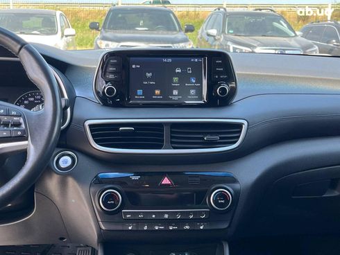 Hyundai Tucson 2018 бежевый - фото 25