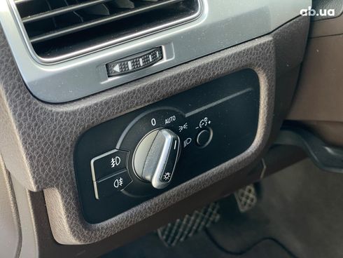 Volkswagen Touareg 2015 белый - фото 17
