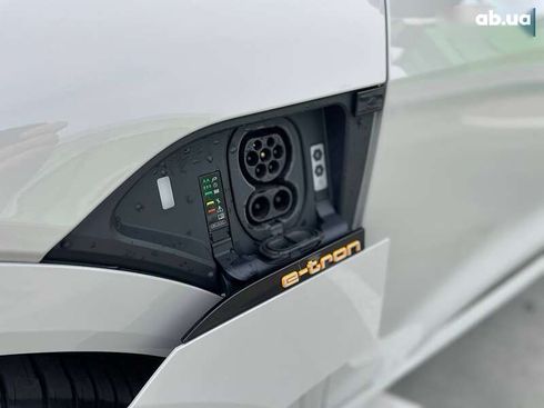 Audi E-Tron 2021 - фото 14