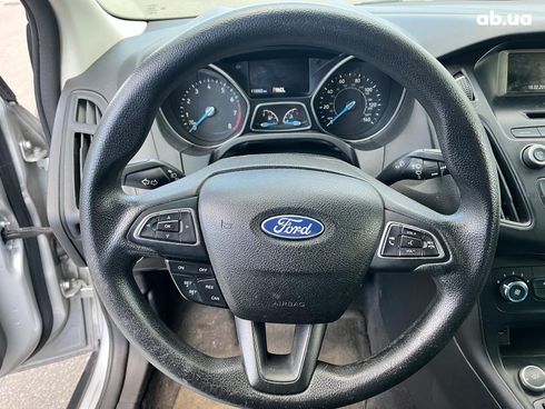 Ford Focus 2017 серый - фото 11