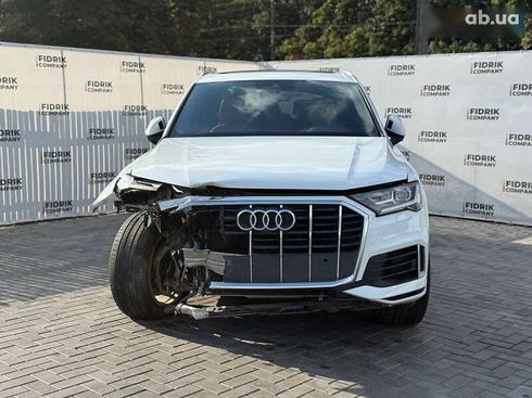 Audi Q7 2021 - фото 7