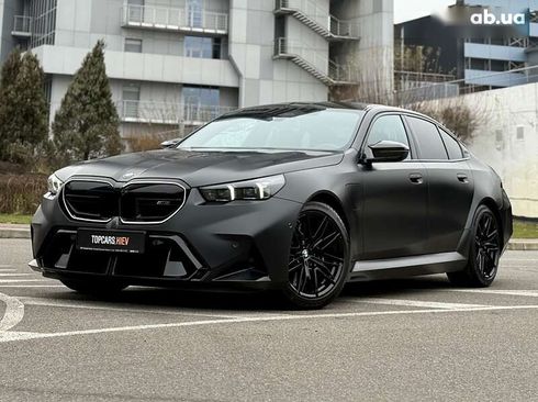 BMW M5 2024 - фото 5