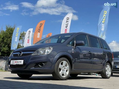 Opel Zafira 2010 - фото 3