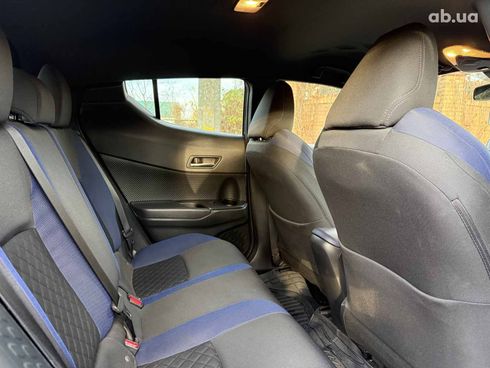 Toyota C-HR 2021 черный - фото 21