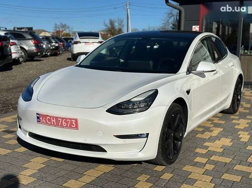 Tesla Model 3 2020 - фото 11
