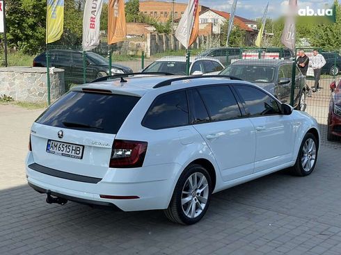 Skoda Octavia 2018 - фото 15
