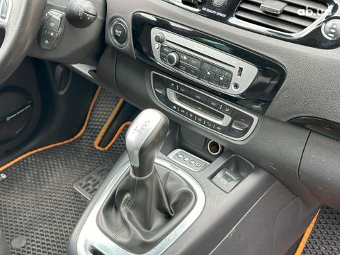 Renault Megane 2012 белый - фото 20