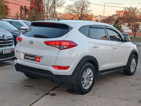 Hyundai Tucson 2017 белый - фото 8