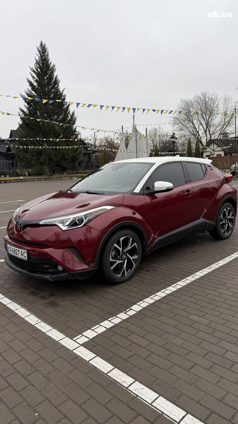 Toyota C-HR 2017 красный - фото 9