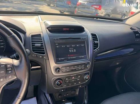 Kia Sorento 2012 - фото 20