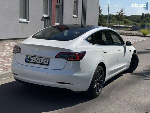 Tesla Model 3 2019 - фото 23