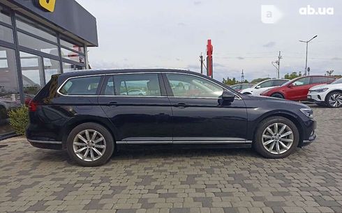 Volkswagen Passat 2017 - фото 8