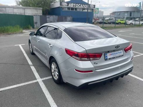Kia K5 2017 - фото 7