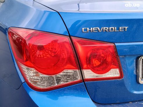 Chevrolet Cruze 2011 синий - фото 10