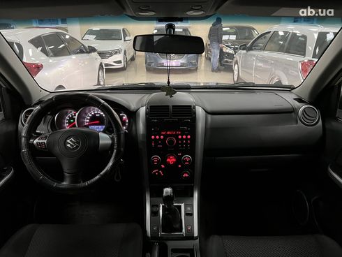 Suzuki Grand Vitara 2008 серебристый - фото 5