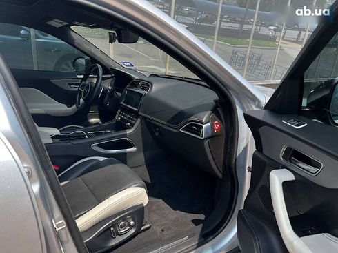 Jaguar F-Pace 2018 - фото 26