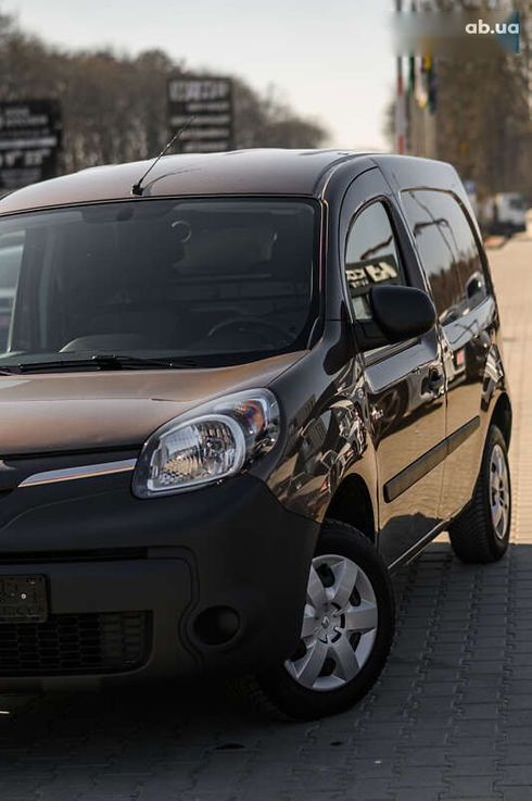 Renault Kangoo 2018 - фото 26