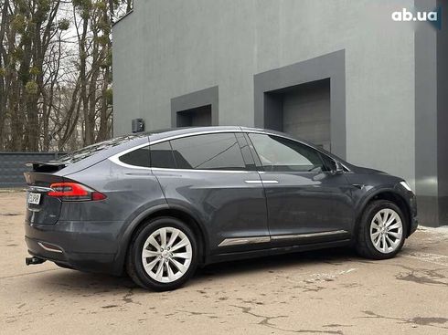 Tesla Model X 2018 - фото 9