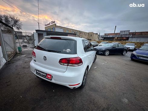 Volkswagen Golf 2013 белый - фото 6