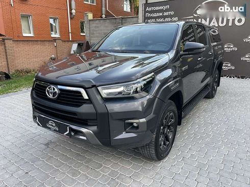 Toyota Hilux 2022 - фото 23