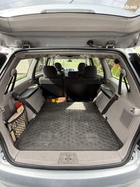 Mitsubishi Grandis 2005 серебристый - фото 5