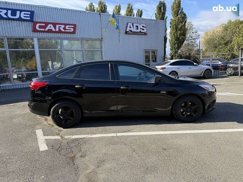 Ford Focus 2018 - фото 2