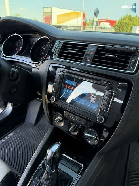 Volkswagen Jetta 2016 - фото 22