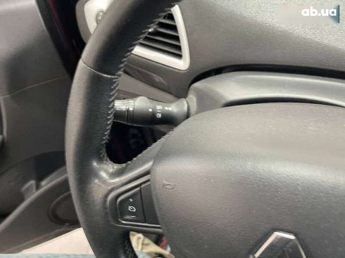 Renault Scenic 2013 - фото 24