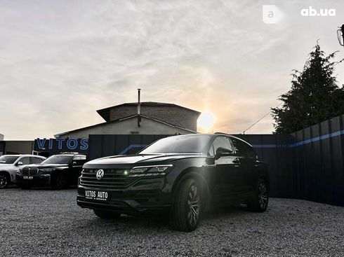 Volkswagen Touareg 2019 - фото 14