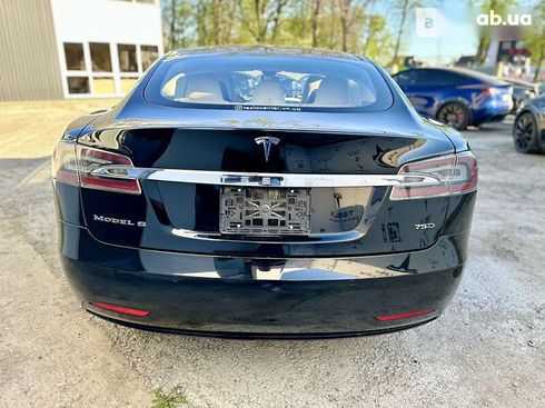 Tesla Model S 2016 - фото 13