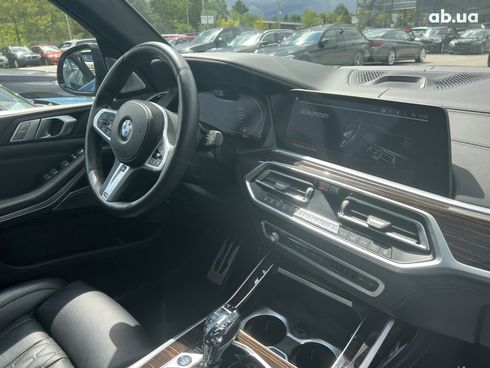 BMW X7 2020 - фото 17